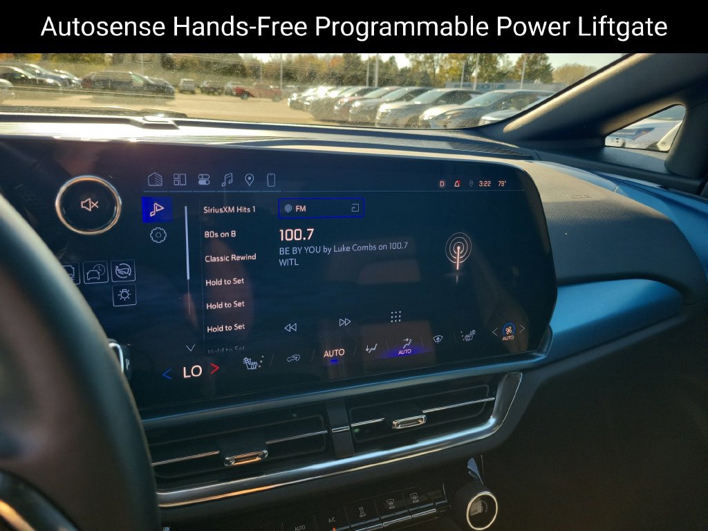 2025 Chevrolet Equinox EV LT - Photo 18