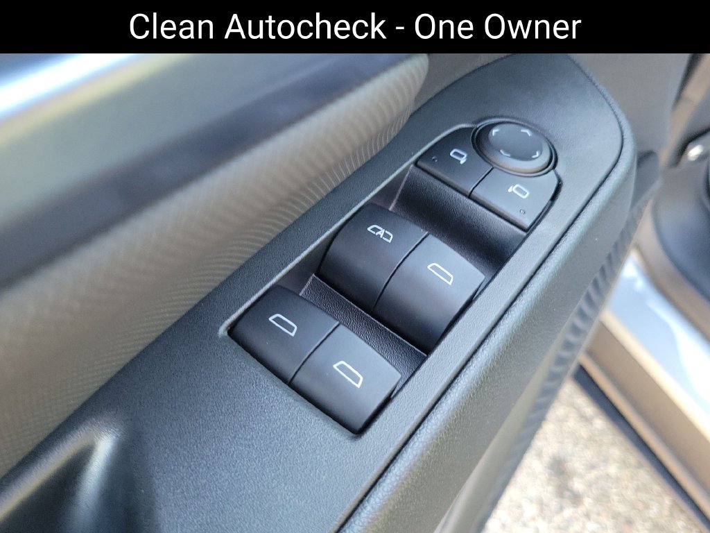 2025 Chevrolet Equinox EV LT - Photo 6