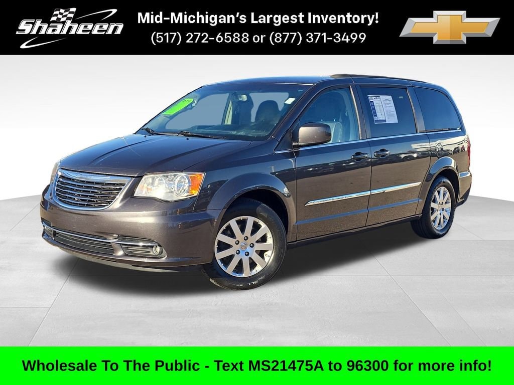 2016 Chrysler Town & Country Touring