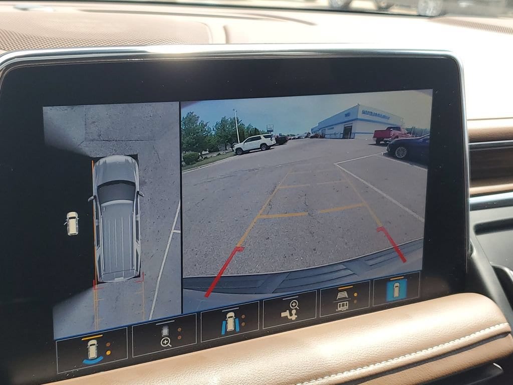 2021 Chevrolet Suburban High Country - Photo 19
