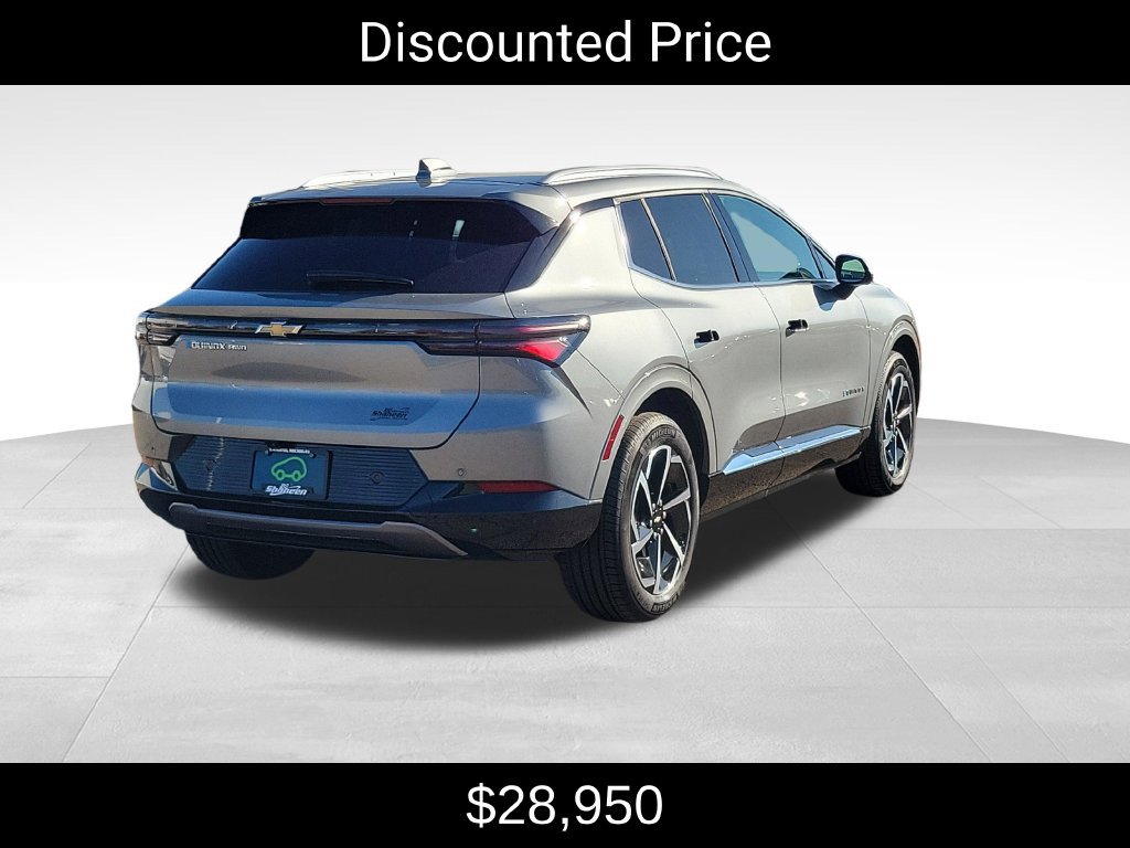 2025 Chevrolet Equinox EV LT - Photo 3