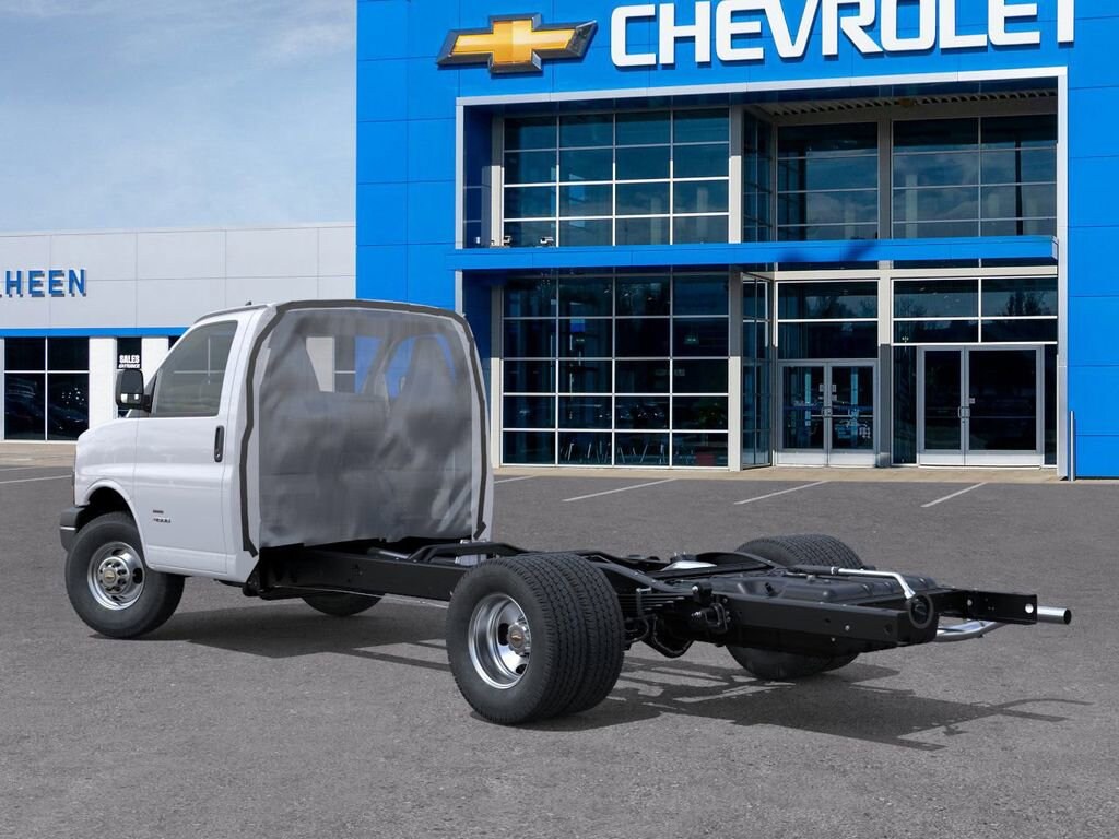 New 2025 Chevrolet Express Cutaway 3500 1WT Cutaway Van