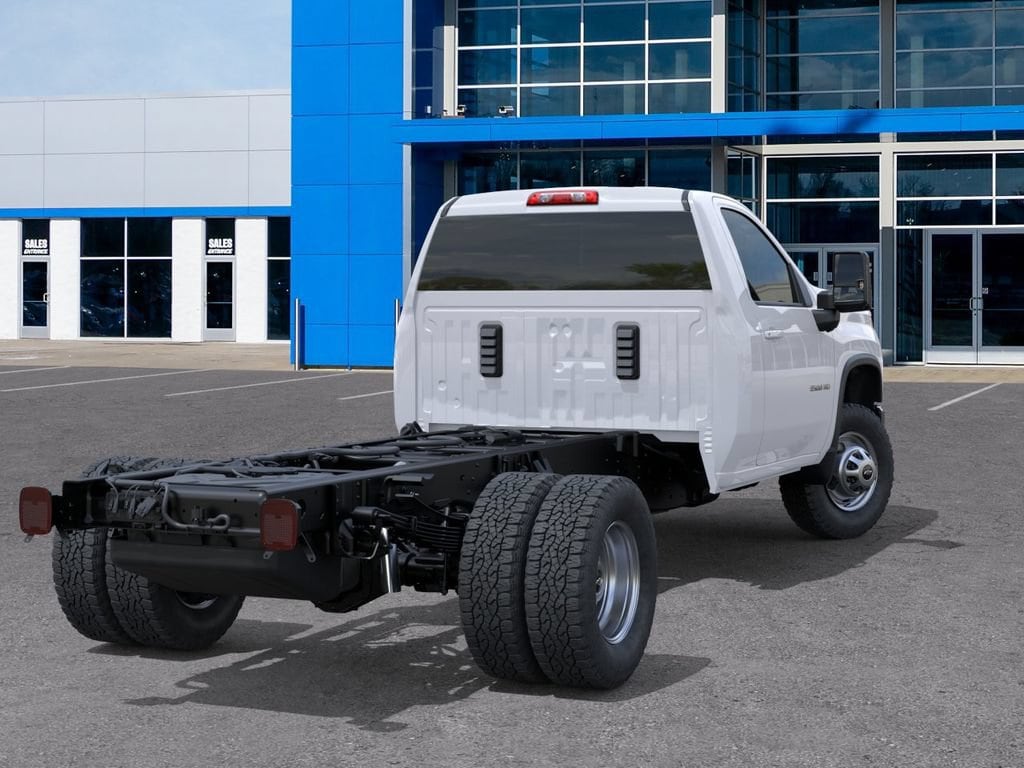 New 2026 Chevrolet Silverado 3500 HD Chassis Cab Work Truck Truck