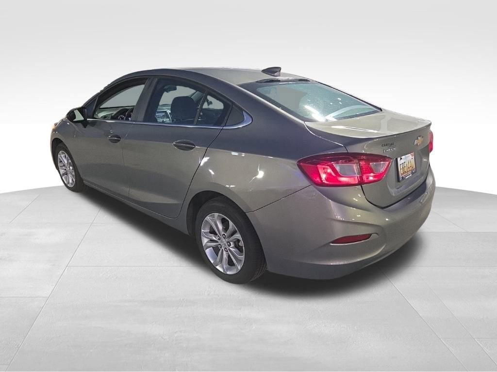 2019 Chevrolet Cruze LT photo 4