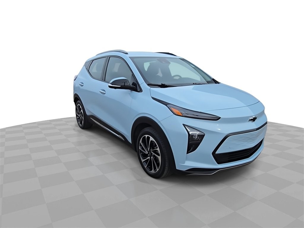 Used 2023 Chevrolet Bolt EUV Premier with VIN 1G1FZ6S07P4124357 for sale in Lansing, MI