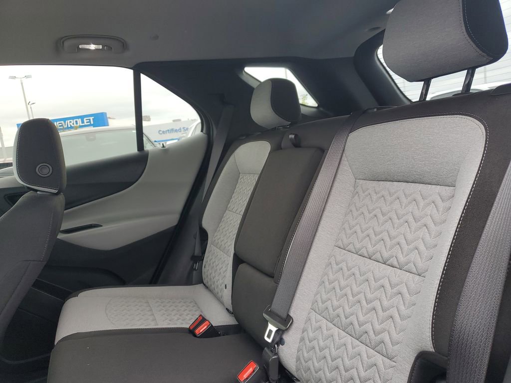 2023 Chevrolet Equinox LS - Photo 30