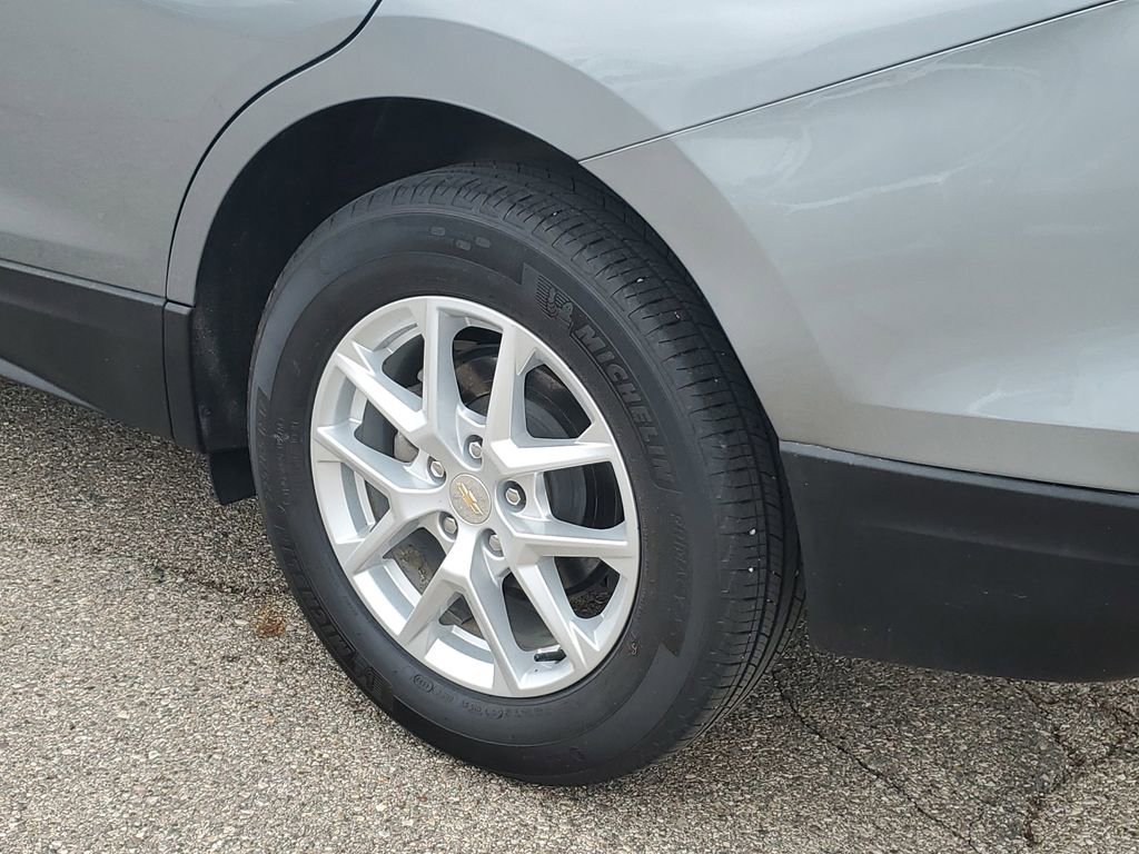 2023 Chevrolet Equinox LS - Photo 34