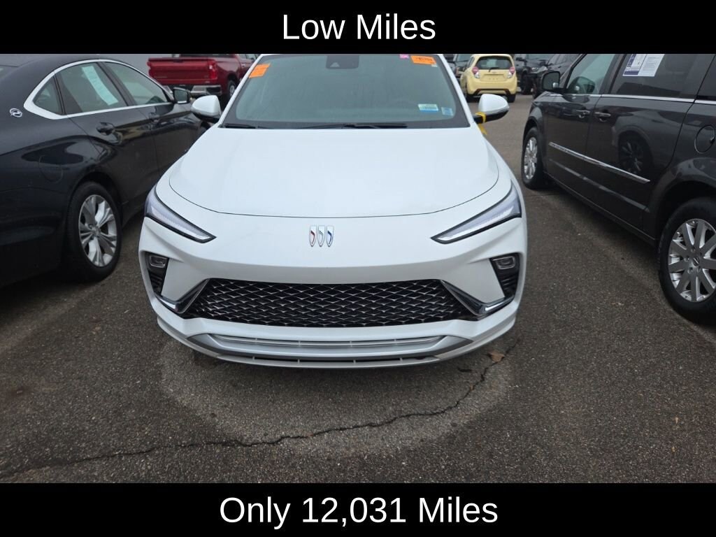 Used 2025 Buick Envista Avenir SUV