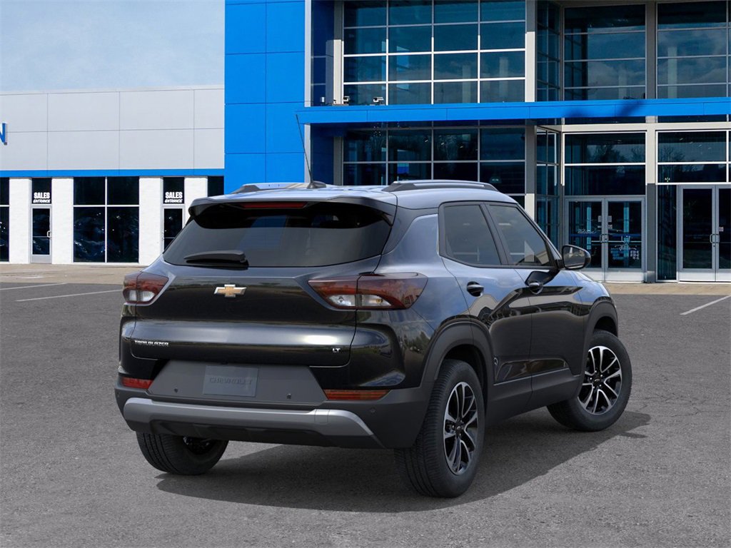 2026 Chevrolet Trailblazer LT photo 4
