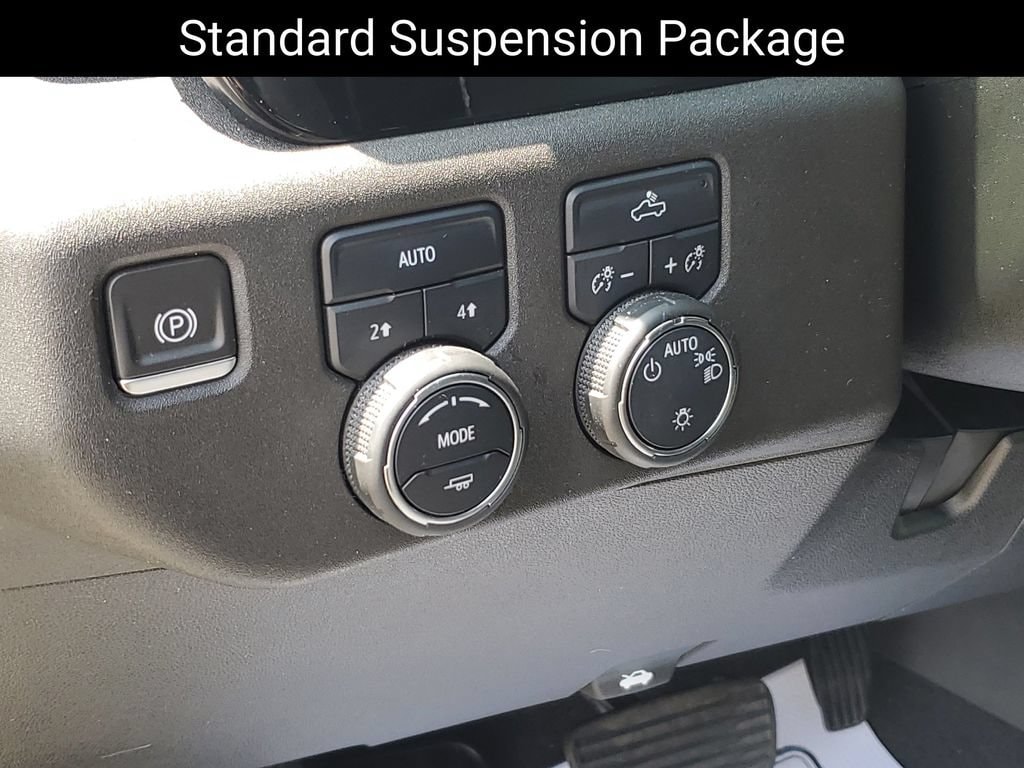 2023 Chevrolet Silverado 1500 LT - Photo 9