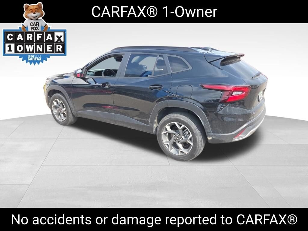 Used 2025 Chevrolet Trax LT SUV