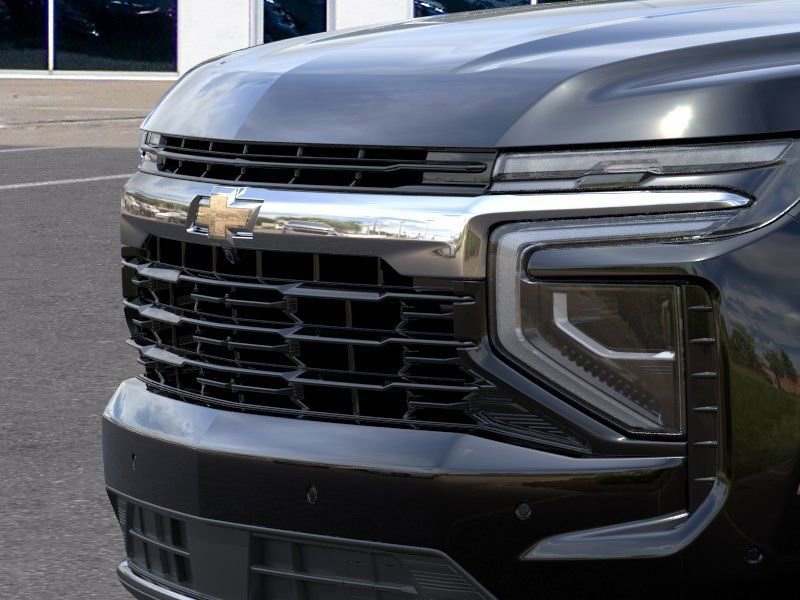 2026 Chevrolet Suburban LS - Photo 14