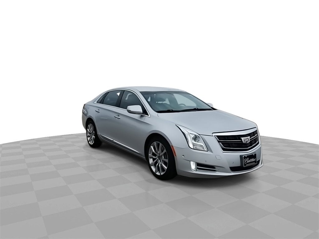 Used 2017 Cadillac XTS Luxury with VIN 2G61M5S36H9138174 for sale in Lansing, MI