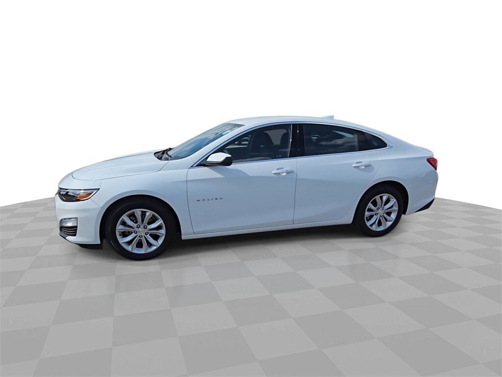 2024 Chevrolet Malibu 1LT photo 4