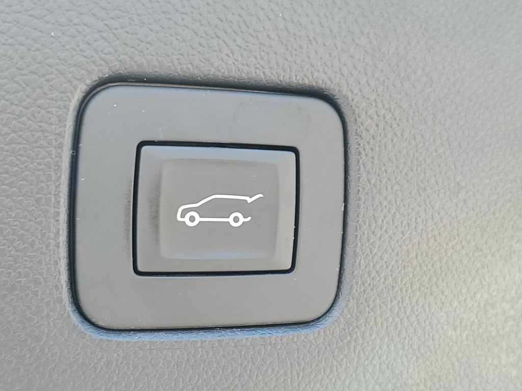 2025 Buick Envista Sport Touring - Photo 35