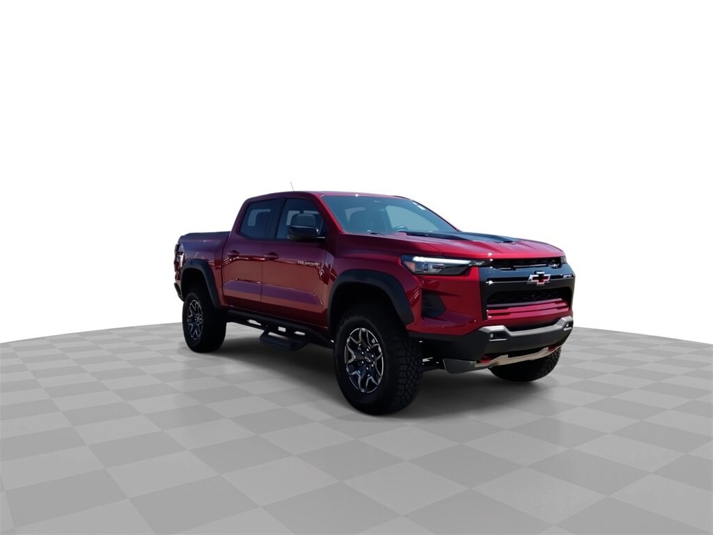 2025 Chevrolet Colorado ZR2 photo 2