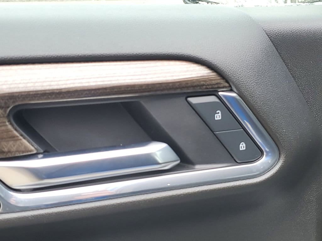 2025 Chevrolet Silverado 1500 RST - Photo 26