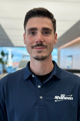 Staff member Luke Ejak from ID_35912740ec8a