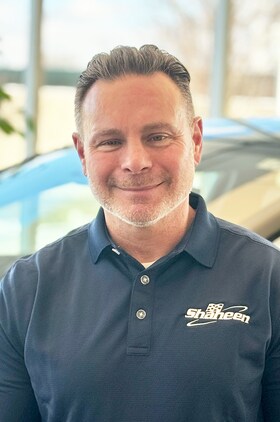 Staff member Carl Spencer from ID_35912740ec8a