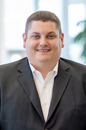 Staff member Chris Davis from ID_3c38d0327ed3