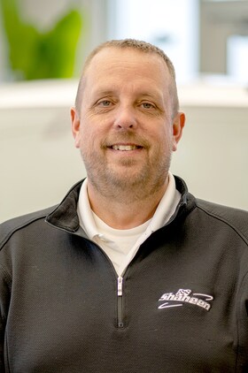 Staff member Tom Dys from ID_3c38d0327ed3