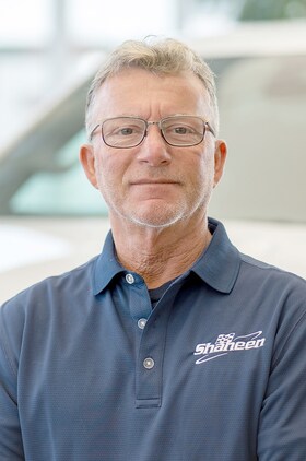 Staff member Lenny Ezzo from ID_35912740ec8a