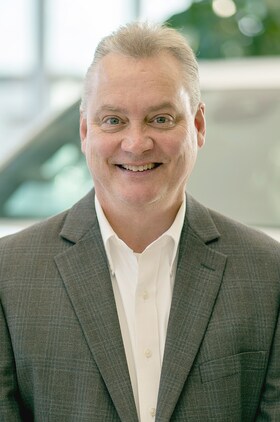 Staff member Steve Jackson from ID_3c38d0327ed3