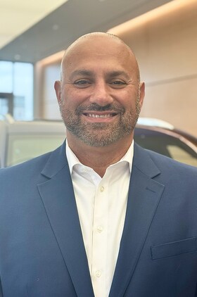 Staff member George Haidamous from ID_3c38d0327ed3