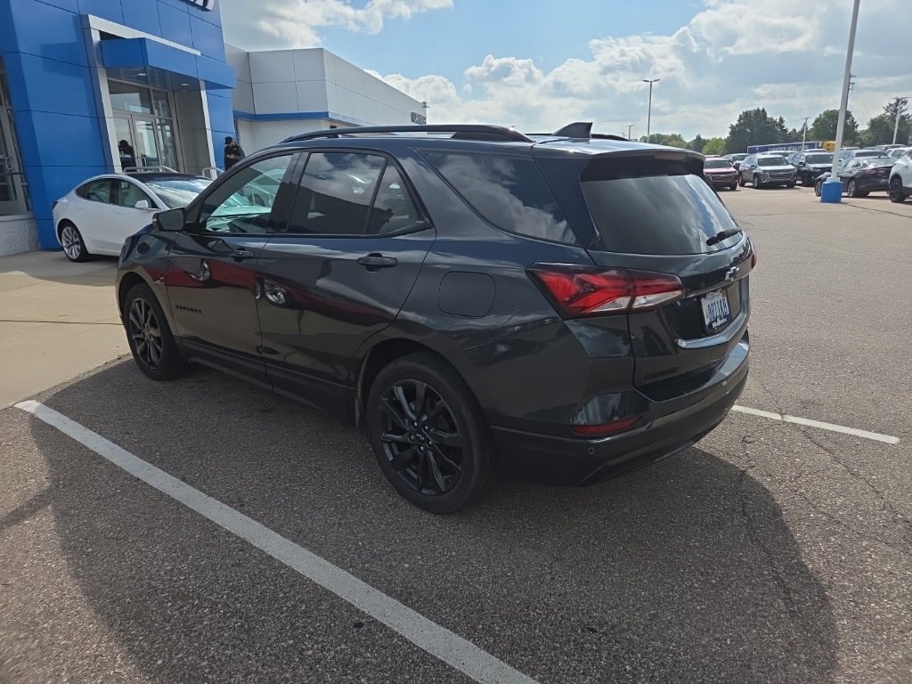 2022 Chevrolet Equinox RS photo 2