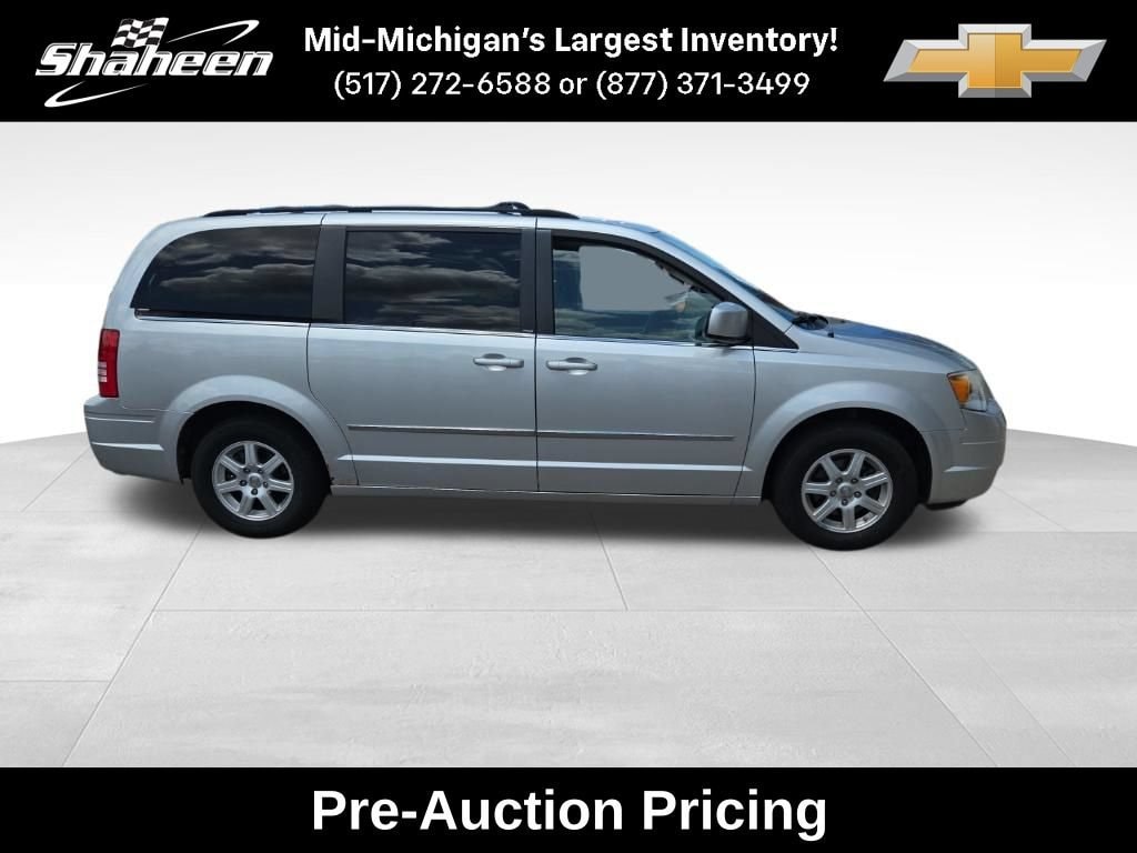 Used 2010 Chrysler Town & Country Touring with VIN 2A4RR5D13AR299644 for sale in Lansing, MI