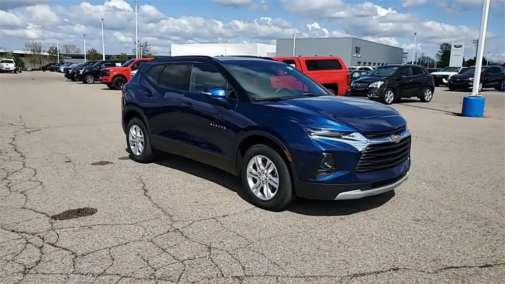 Used 2022 Chevrolet Blazer 2LT with VIN 3GNKBCR47NS157056 for sale in Lansing, MI