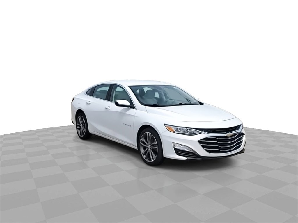 Used 2024 Chevrolet Malibu 2LT with VIN 1G1ZE5ST2RF233927 for sale in Lansing, MI