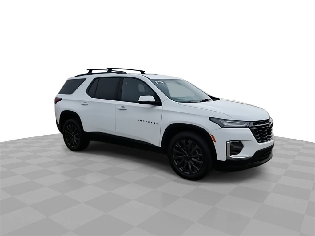 Used 2022 Chevrolet Traverse RS with VIN 1GNEVJKW9NJ185091 for sale in Lansing, MI