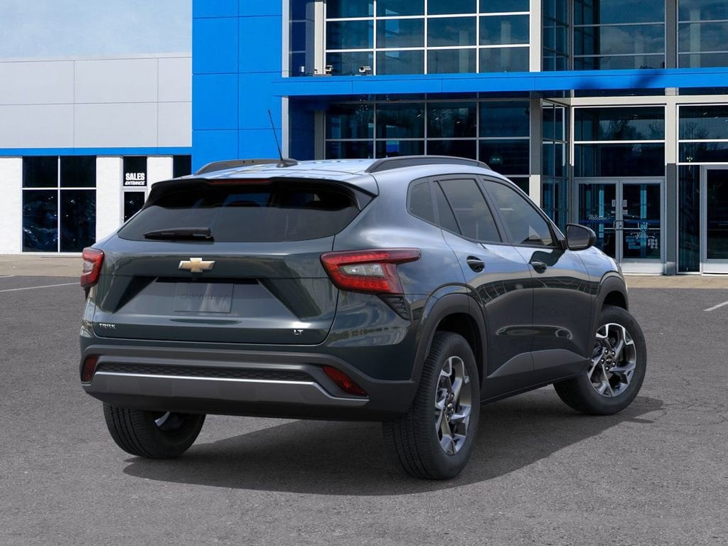 New 2025 Chevrolet Trax LT SUV