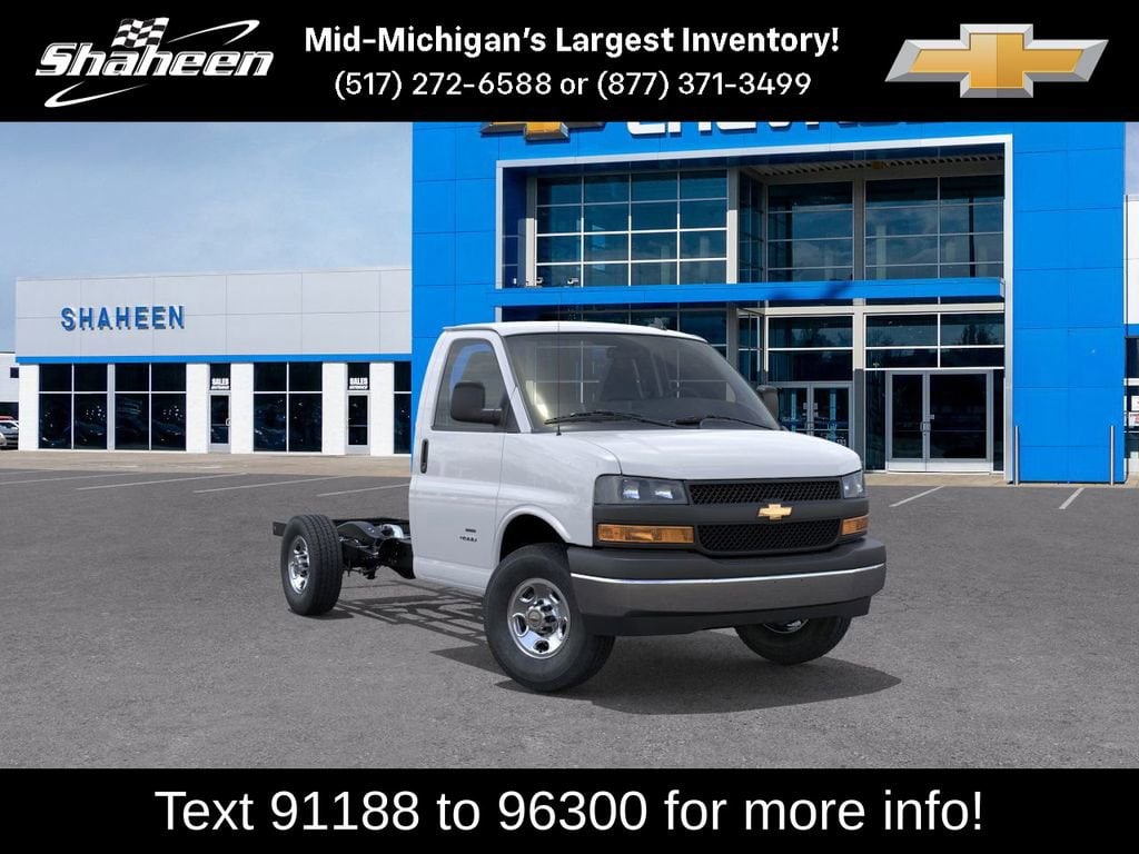 2026 Chevrolet Express 3500 139" WB's photo
