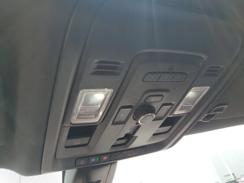 2021 Chevrolet Suburban High Country - Photo 26