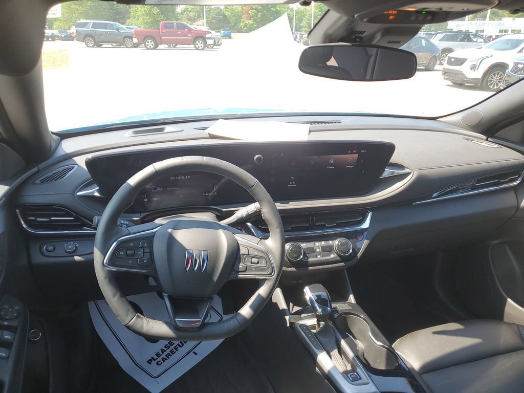 2025 Buick Envista Sport Touring - Photo 28