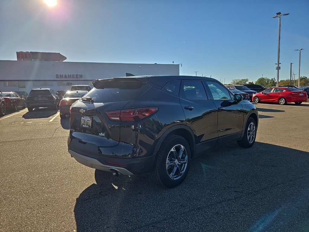 2023 Chevrolet Blazer 2LT photo 3