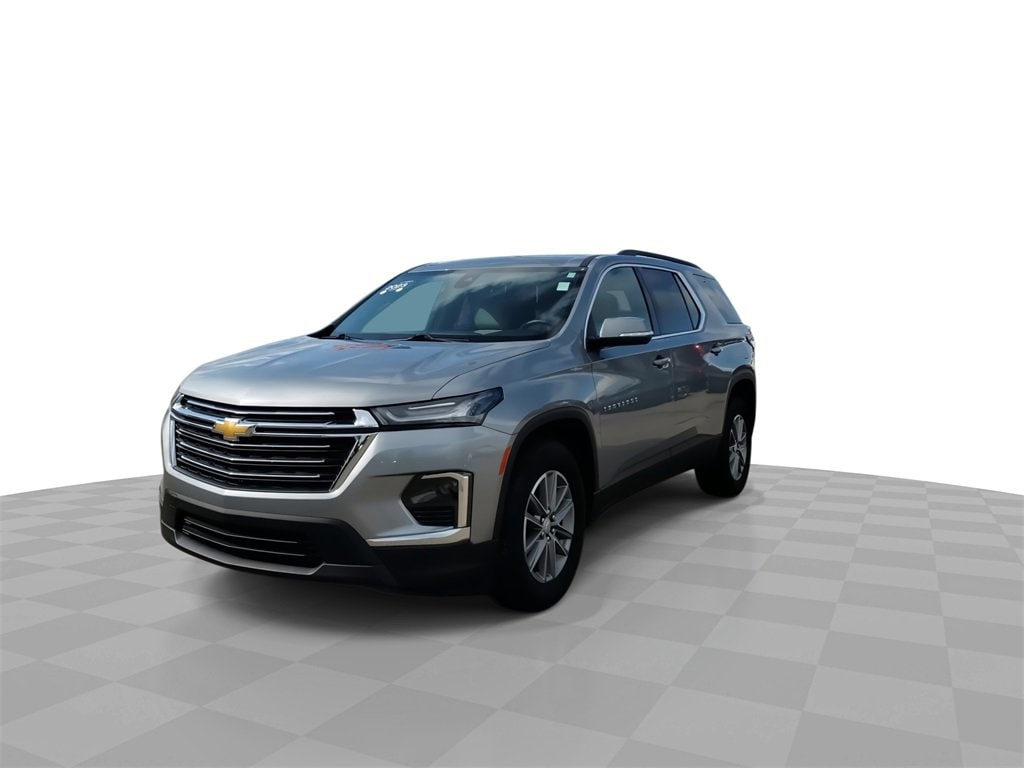 Used 2023 Chevrolet Traverse LT Cloth SUV