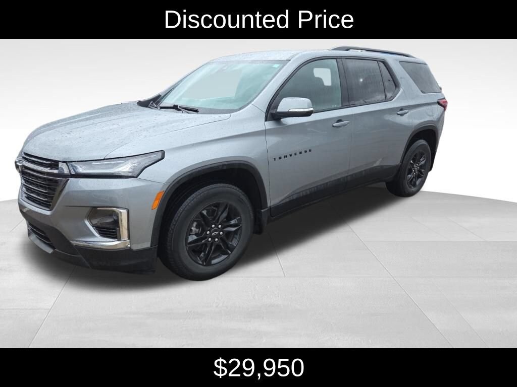 Used 2023 Chevrolet Traverse LT Cloth SUV