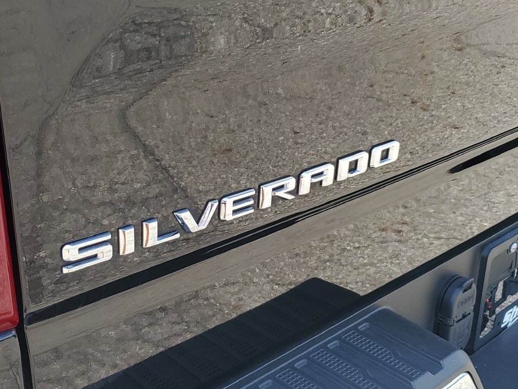 2023 Chevrolet Silverado 1500 LT - Photo 38