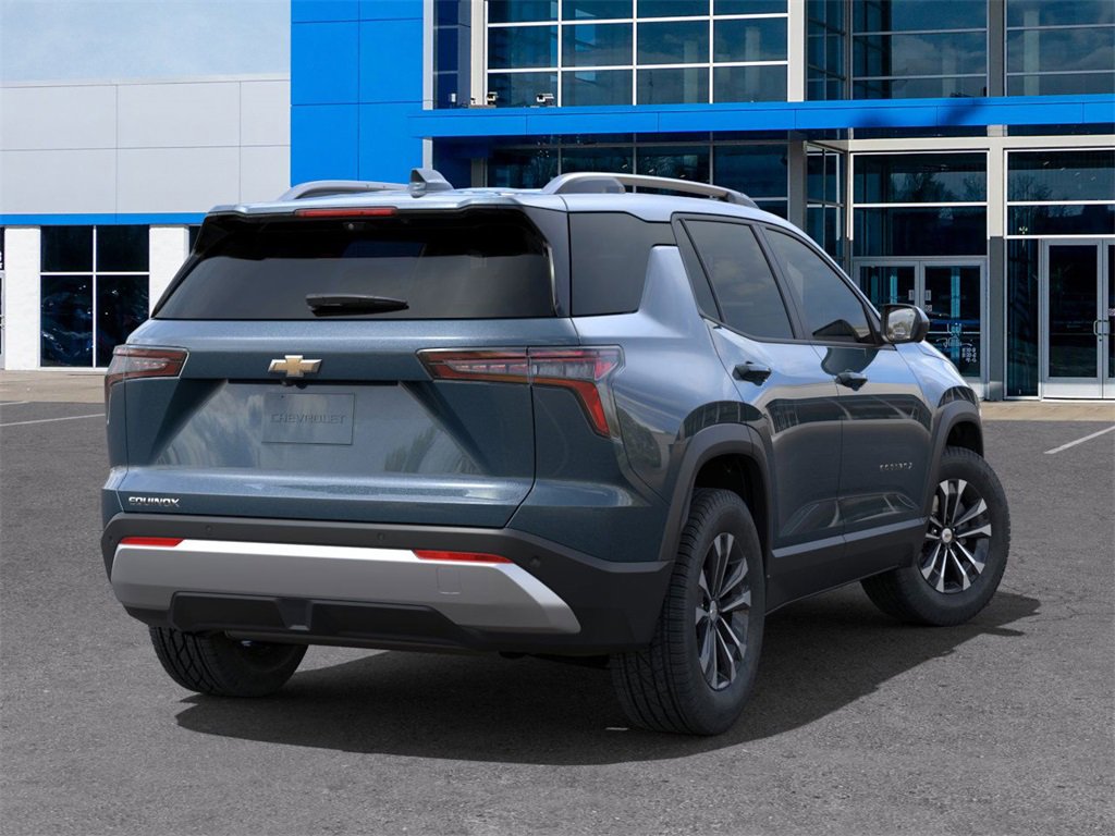 2026 Chevrolet Equinox LT photo 4