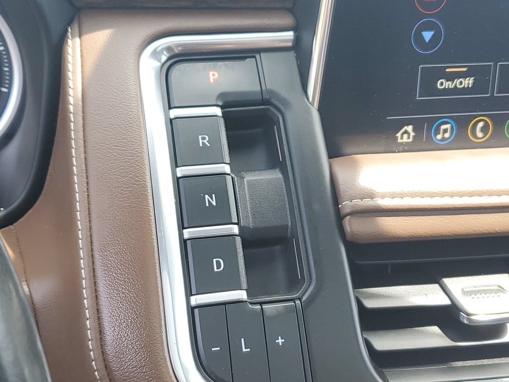 2021 Chevrolet Suburban High Country - Photo 23