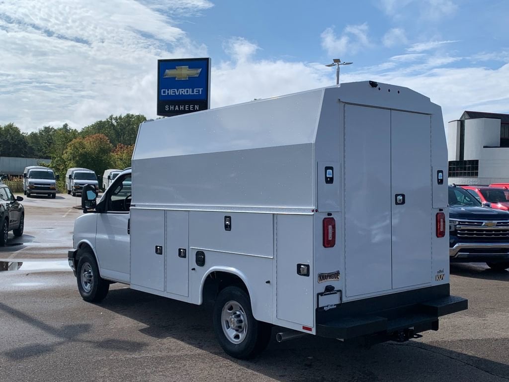 New 2025 Chevrolet Express Cutaway 3500 1WT Cutaway Van