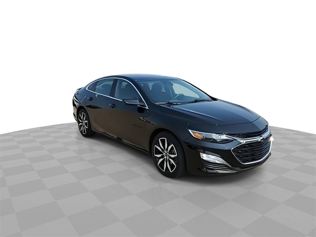 Used 2022 Chevrolet Malibu RS with VIN 1G1ZG5ST5NF182430 for sale in Lansing, MI