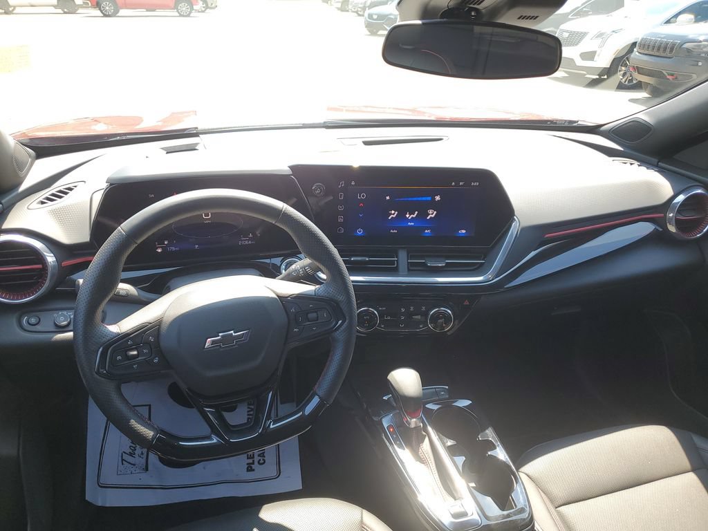 2024 Chevrolet Trax RS - Photo 27
