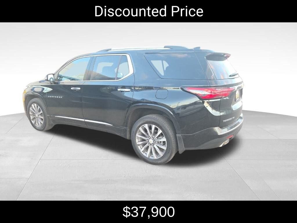 Used 2023 Chevrolet Traverse Premier SUV