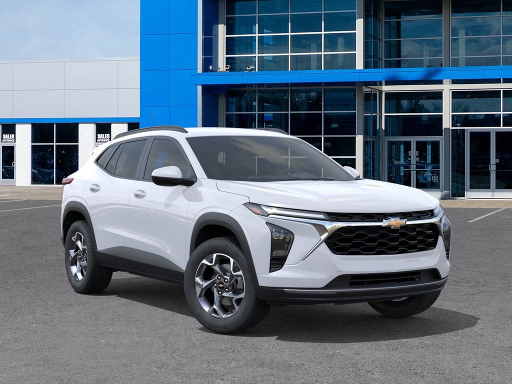 2026 Chevrolet Trax LT - Photo 7