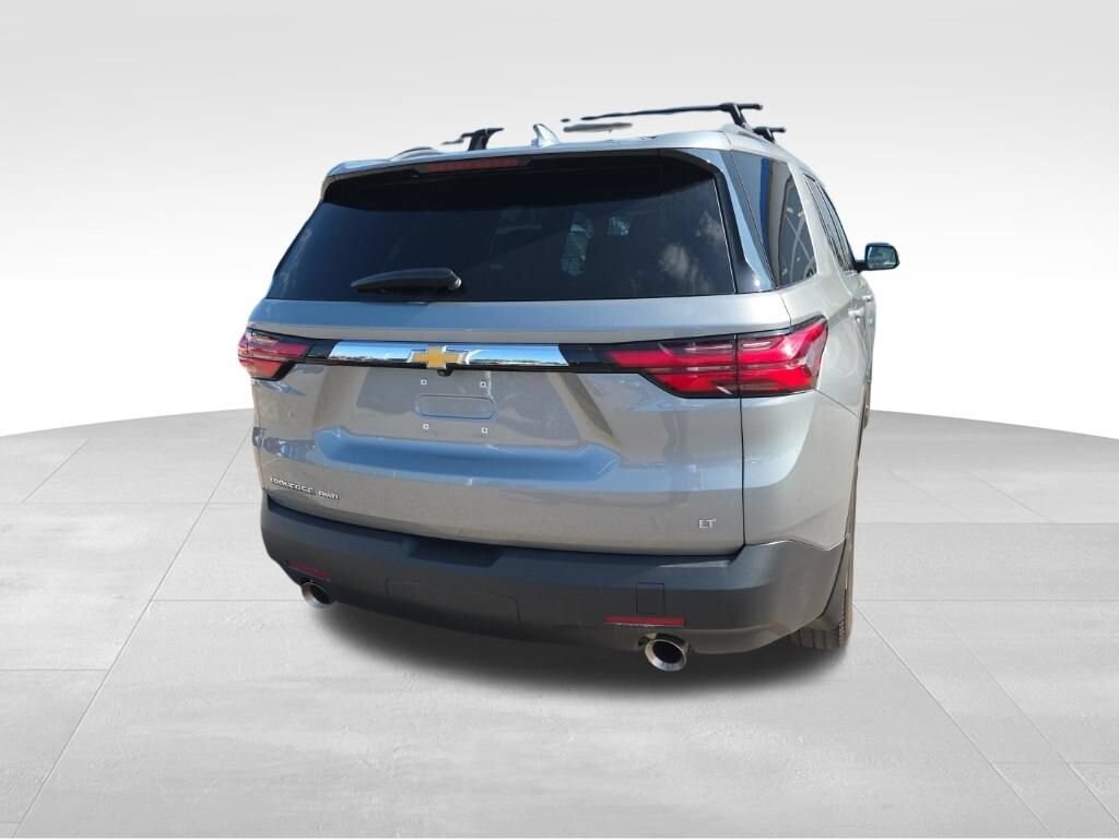 Used 2023 Chevrolet Traverse LT Cloth SUV