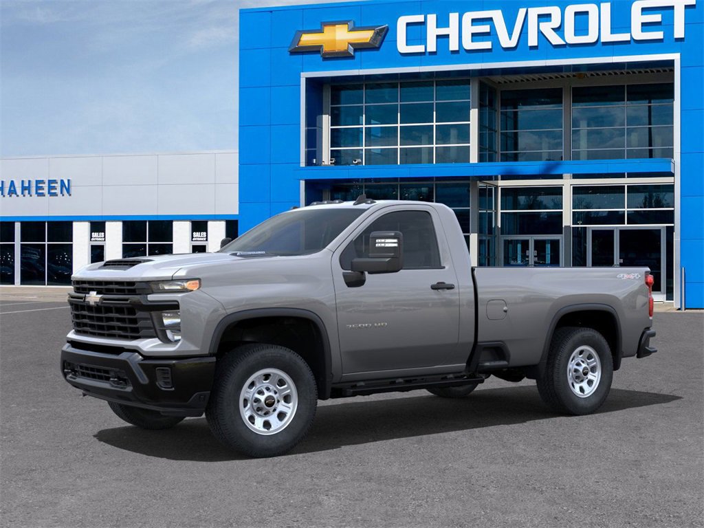 2025 Chevrolet Silverado 3500HD photo 2